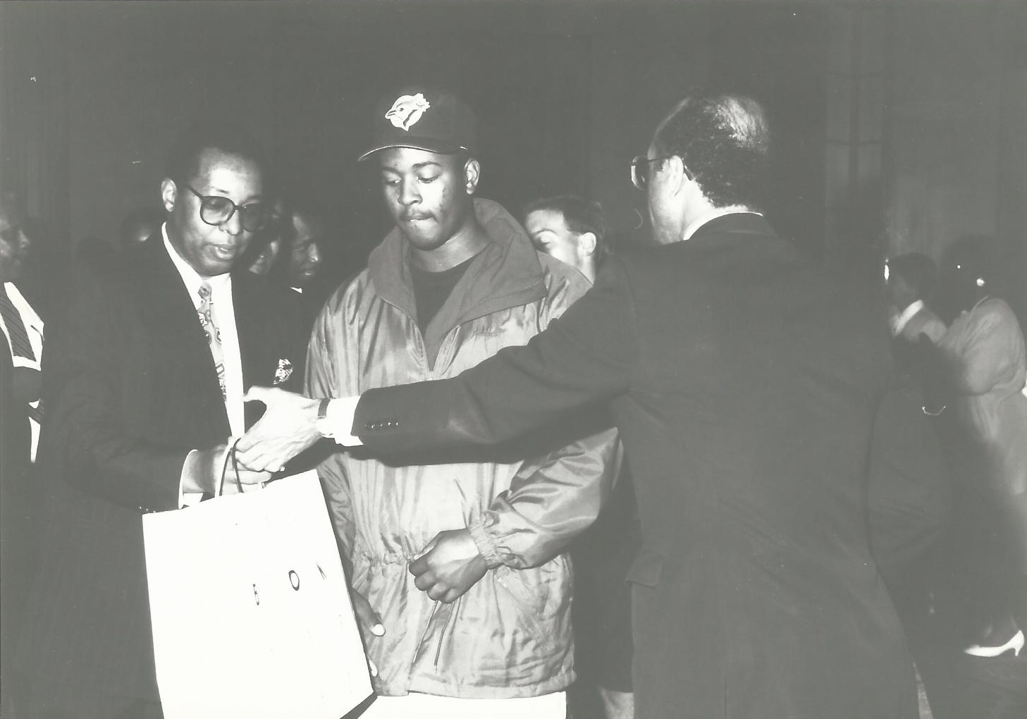 TieOneOn1992_012.jpg