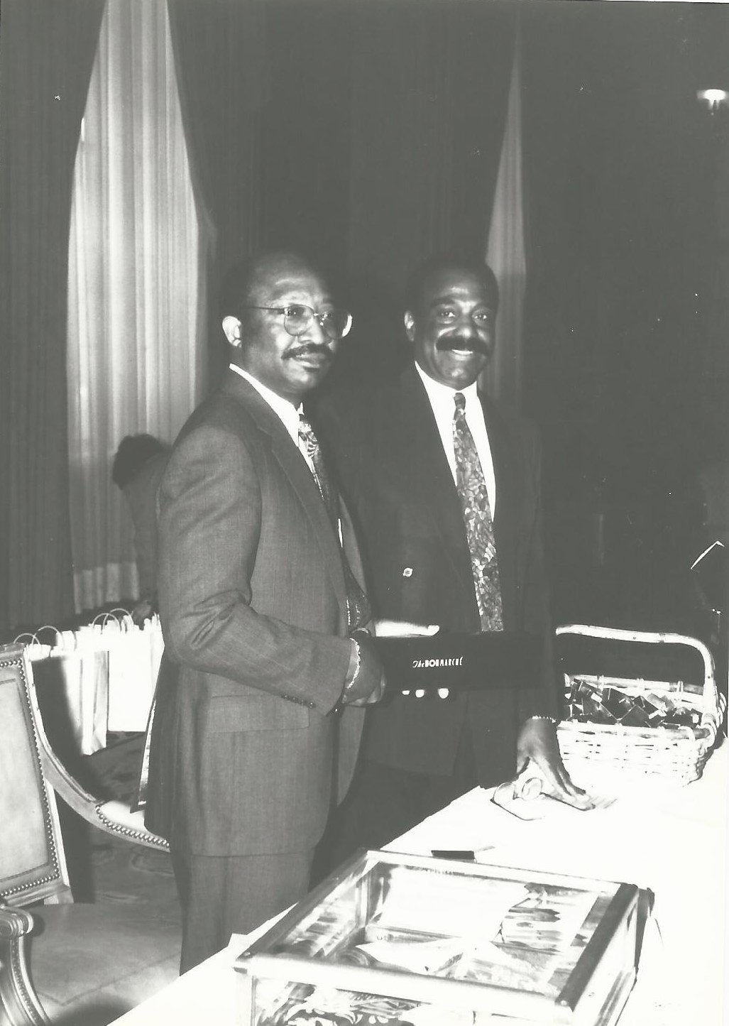 TieOneOn1992_017.jpg