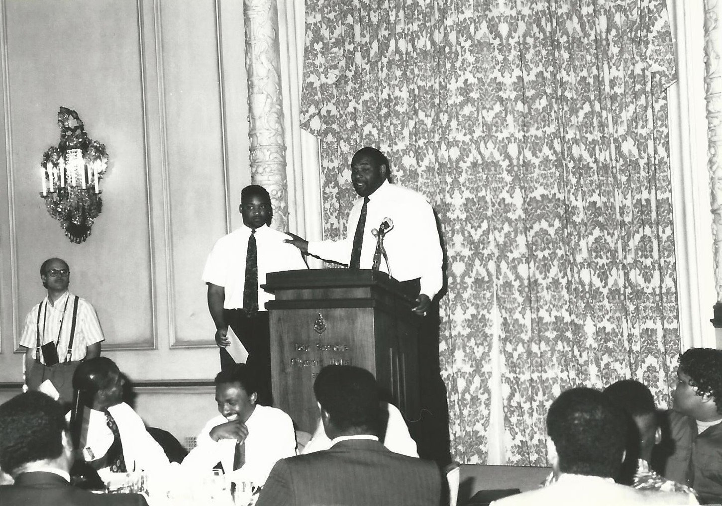 TieOneOn1992_018.jpg