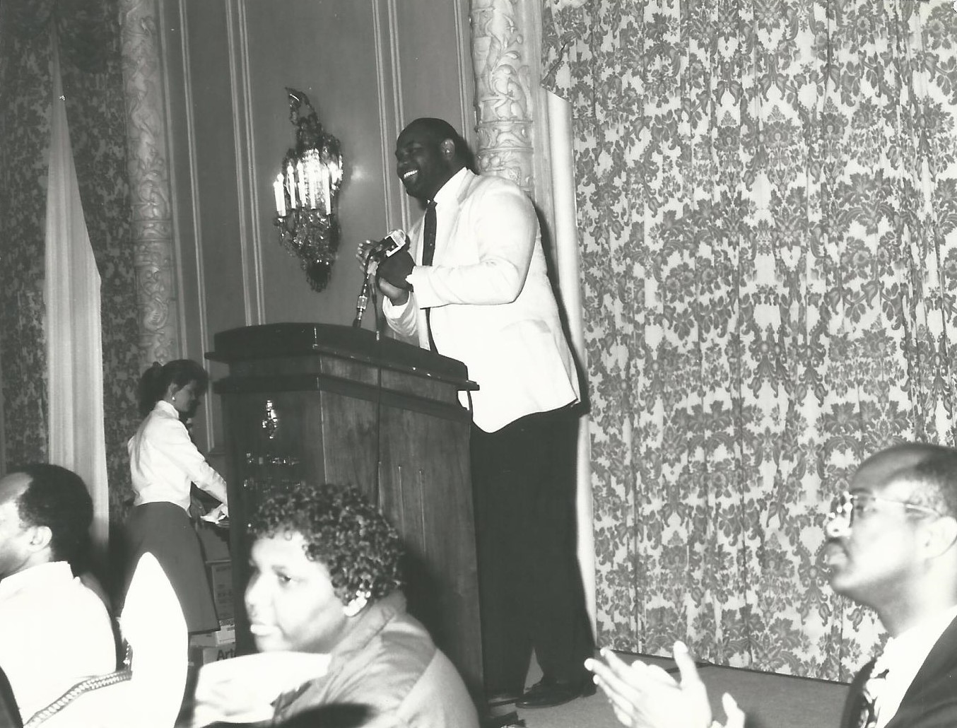 TieOneOn1992_028.jpg