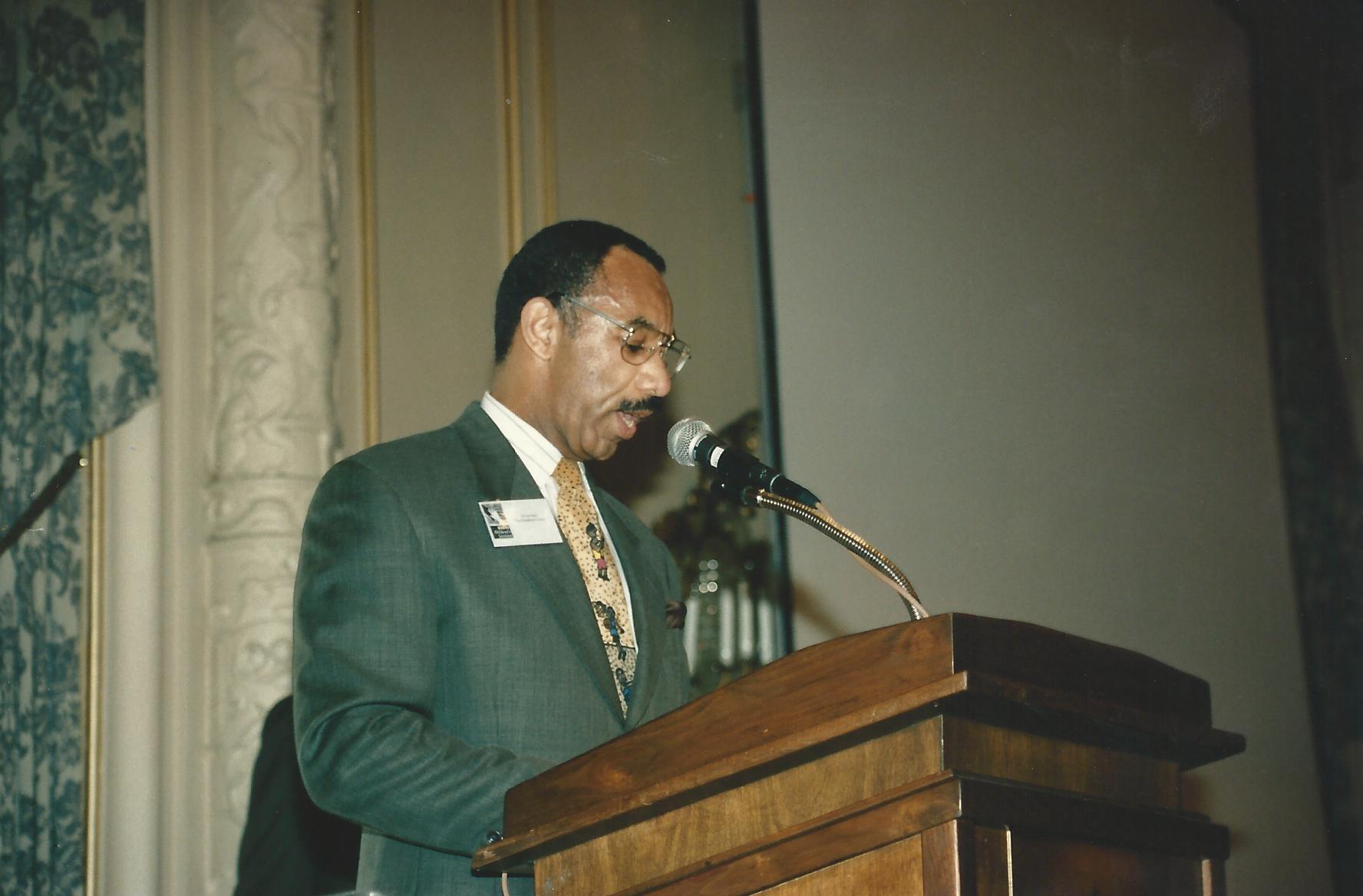 TieOneOn1998_0038.jpg