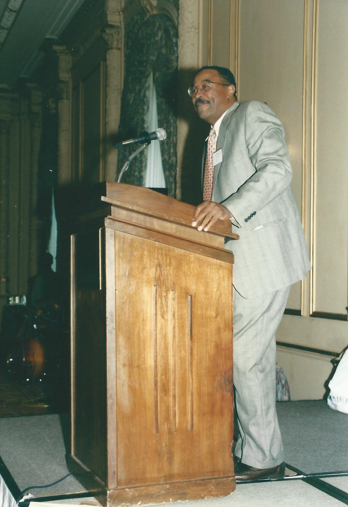 TieOneOn2000_0037.jpg
