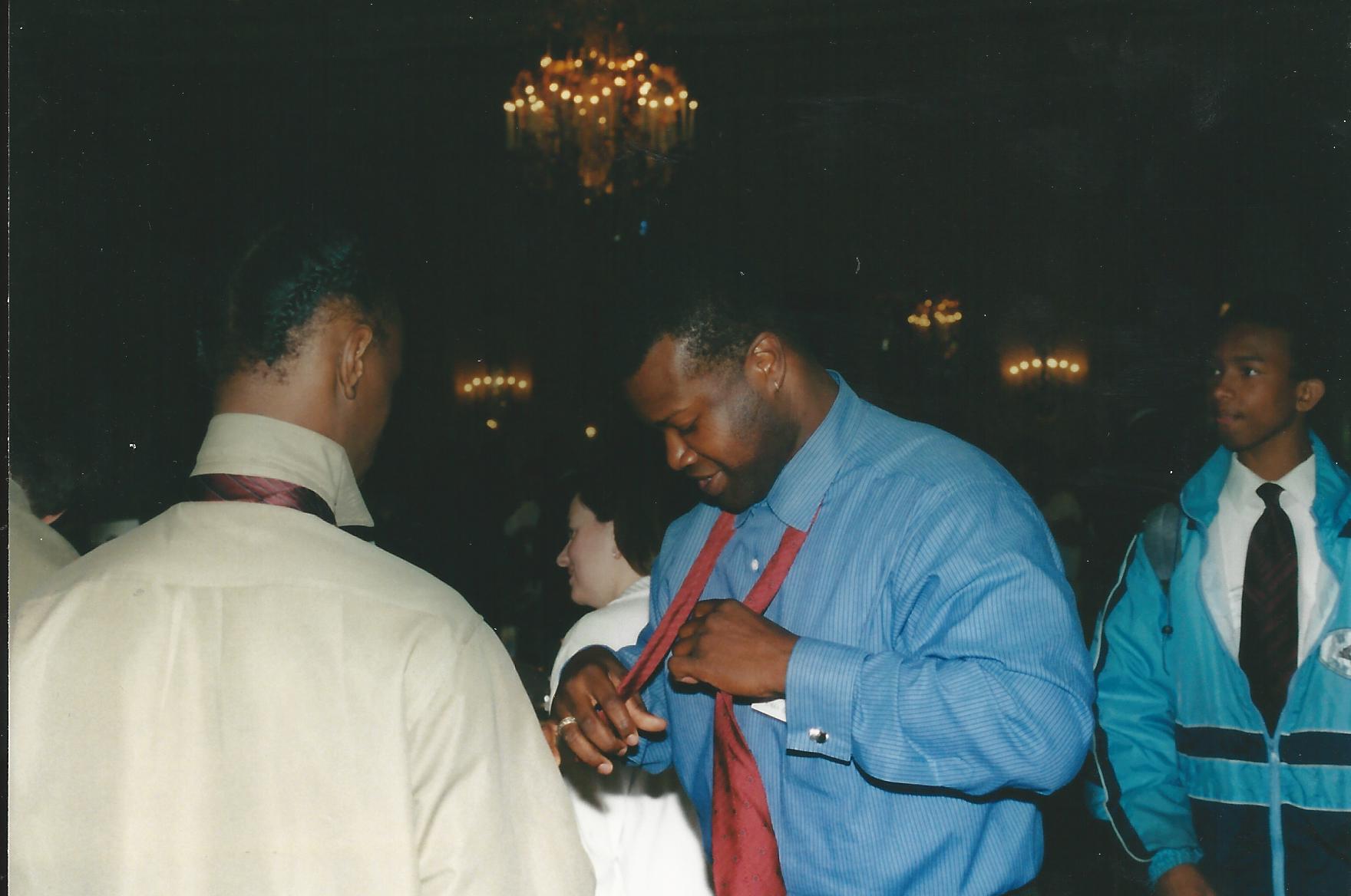 TieOneOn2000_0044.jpg