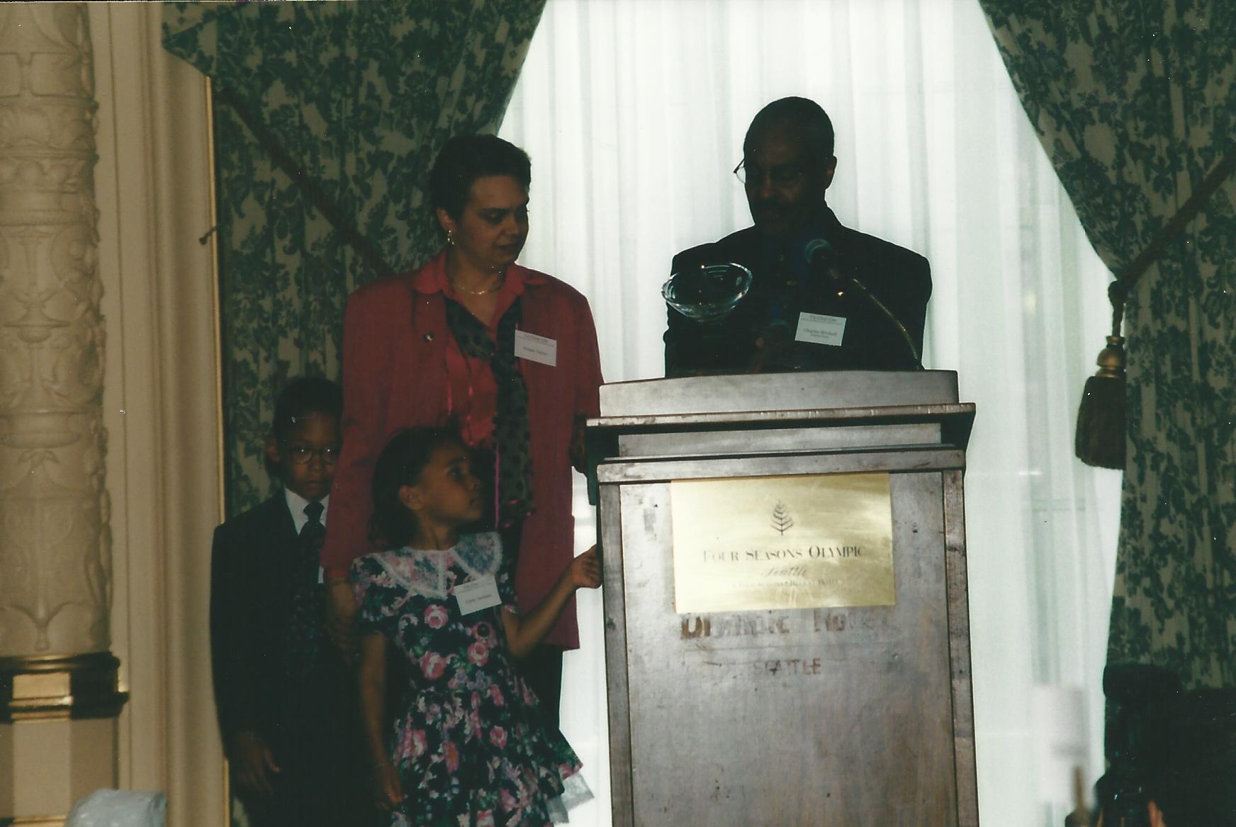 TieOneOn2000_0052.jpg
