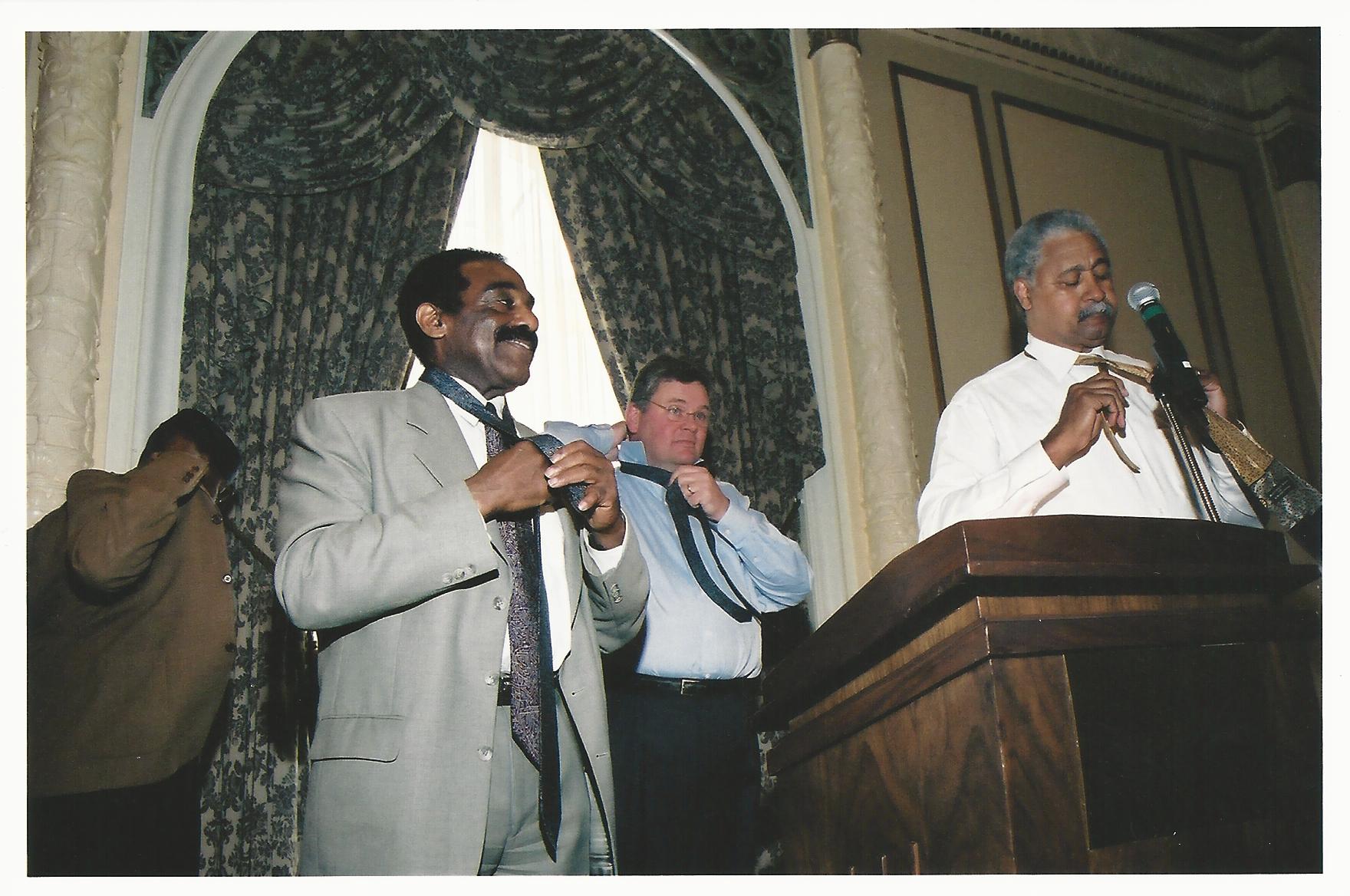 TieOneOn2002_0014.jpg