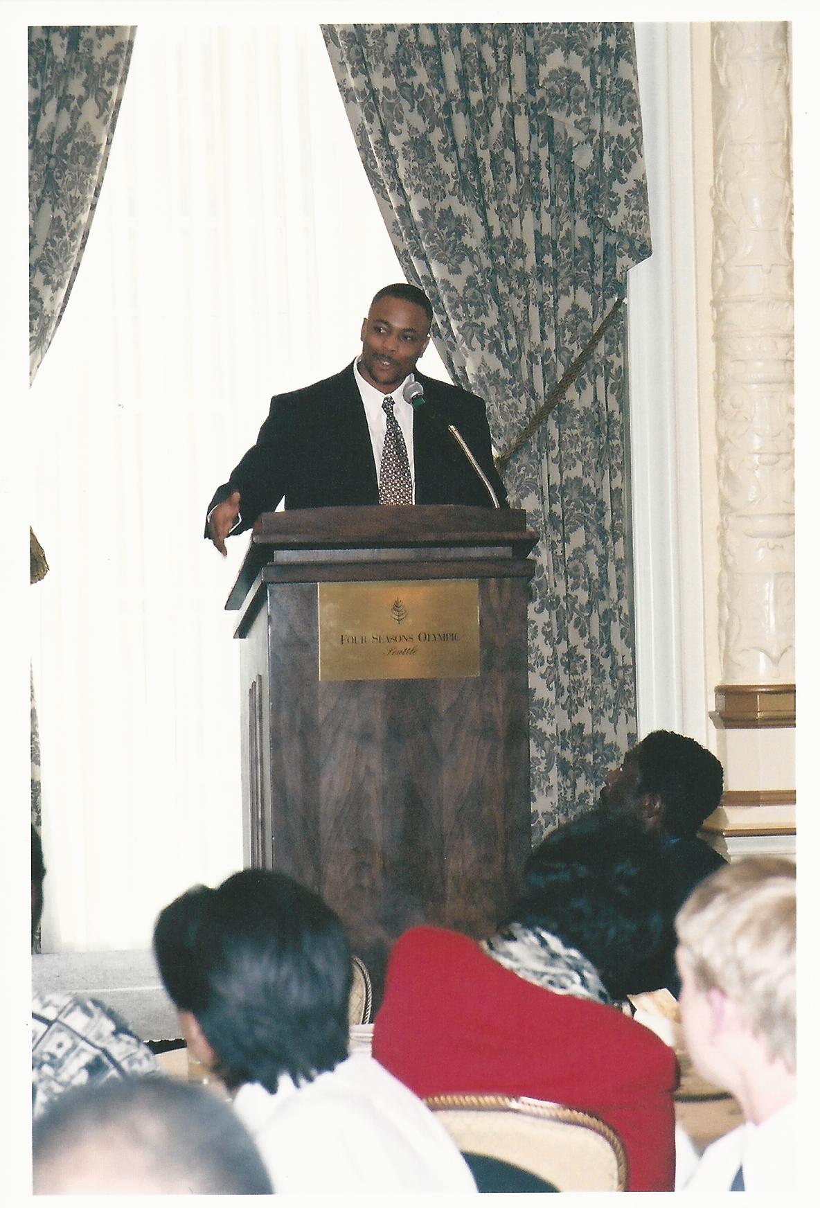 TieOneOn2002_0023.jpg