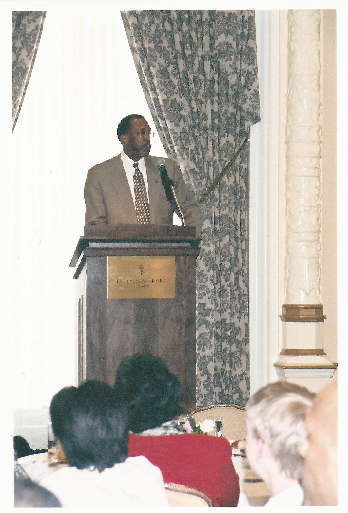 TieOneOn2002_0024.jpg