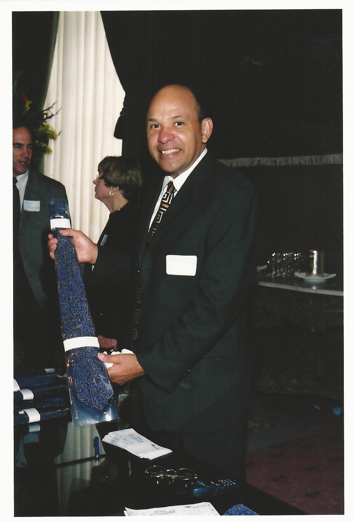 TieOneOn2002_0027.jpg