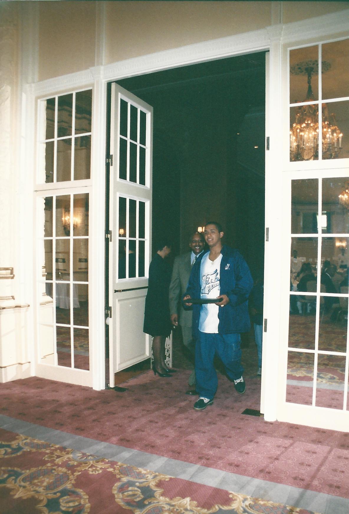 TieOneOn2003_0006.jpg