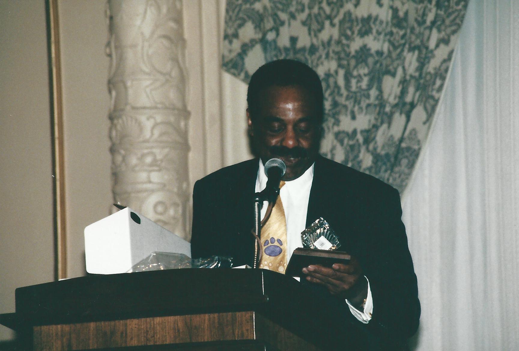 TieOneOn2001_0010.jpg