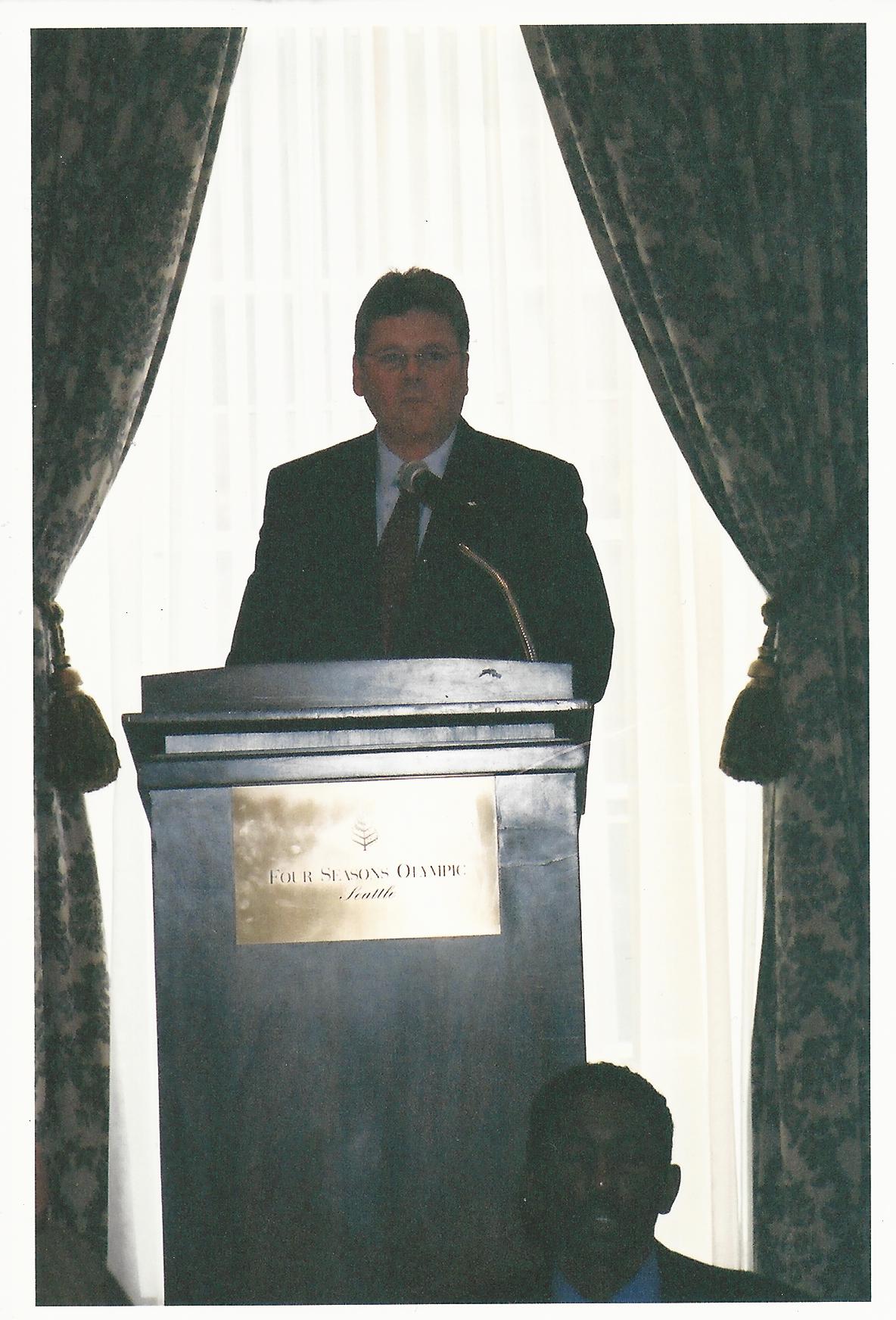 TieOneOn2001_0017.jpg