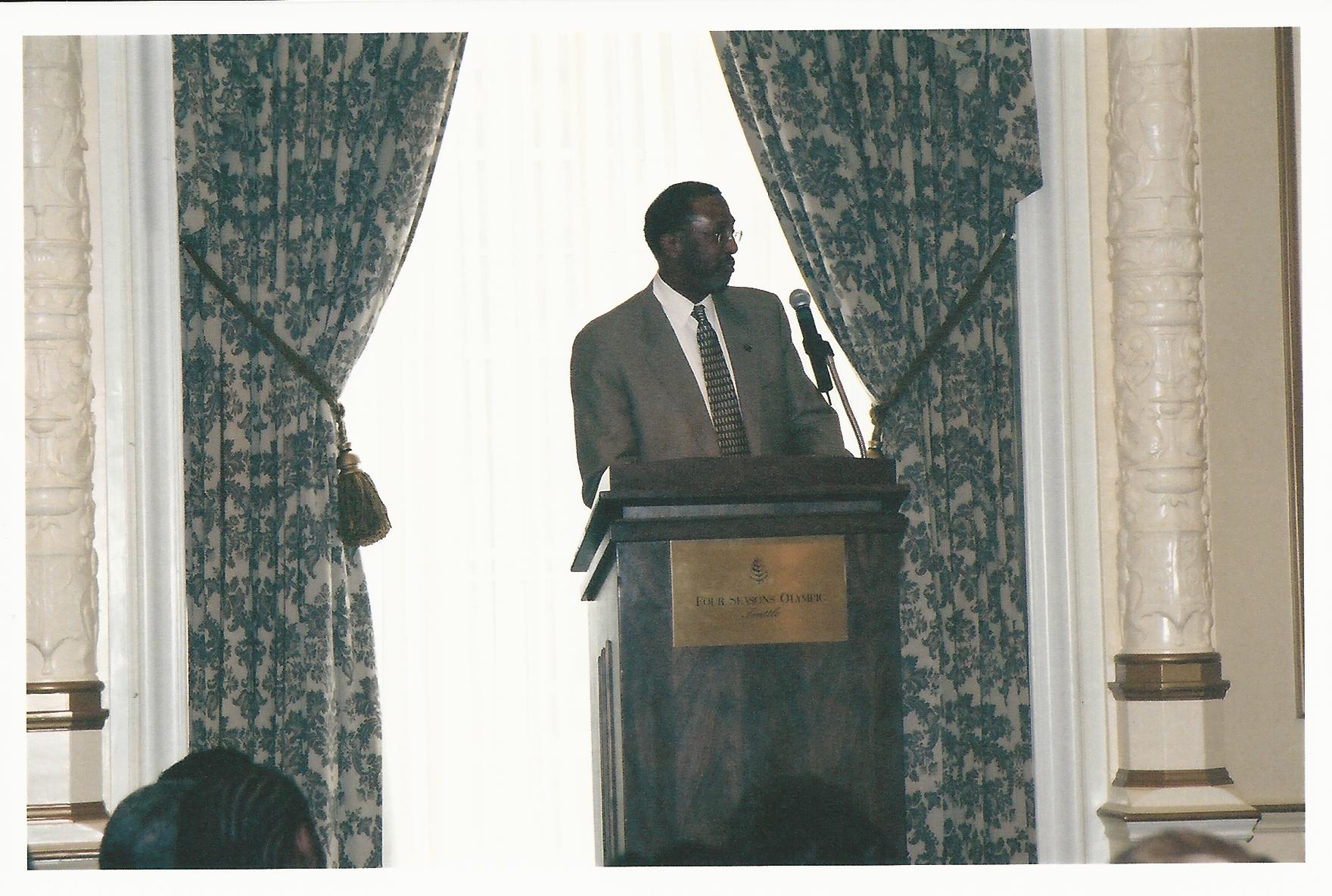 TieOneOn2001_0048.jpg